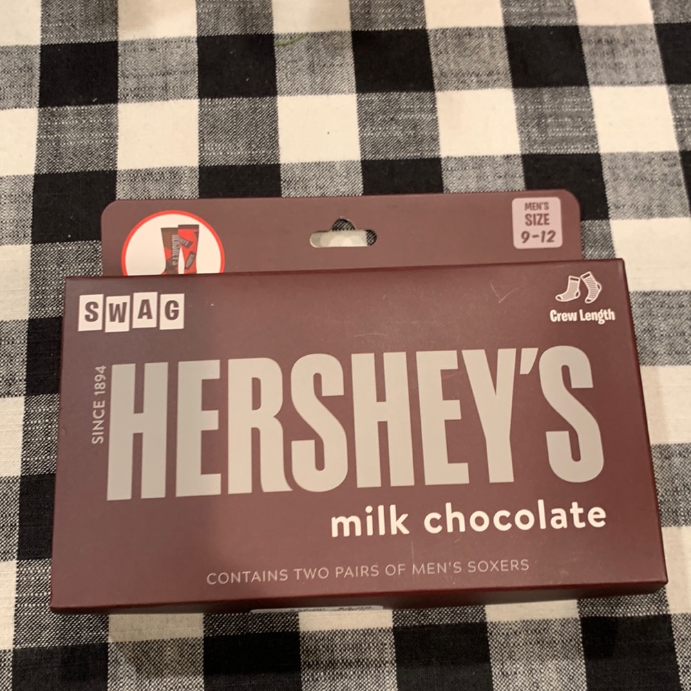 Hershey’s Milk Chocolate Swag Crew Length Socks